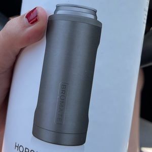 NEW WITHOUT BOX • Brumate Insulated Coozie w/ Lid
